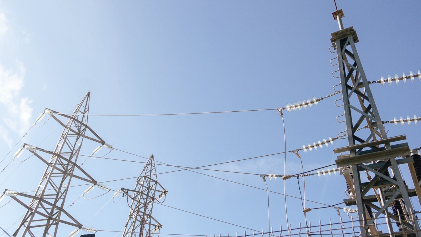 1 distribucion-electrica-electrica-los-laureles-zahara-de-la-sierra-cadiz.jpg